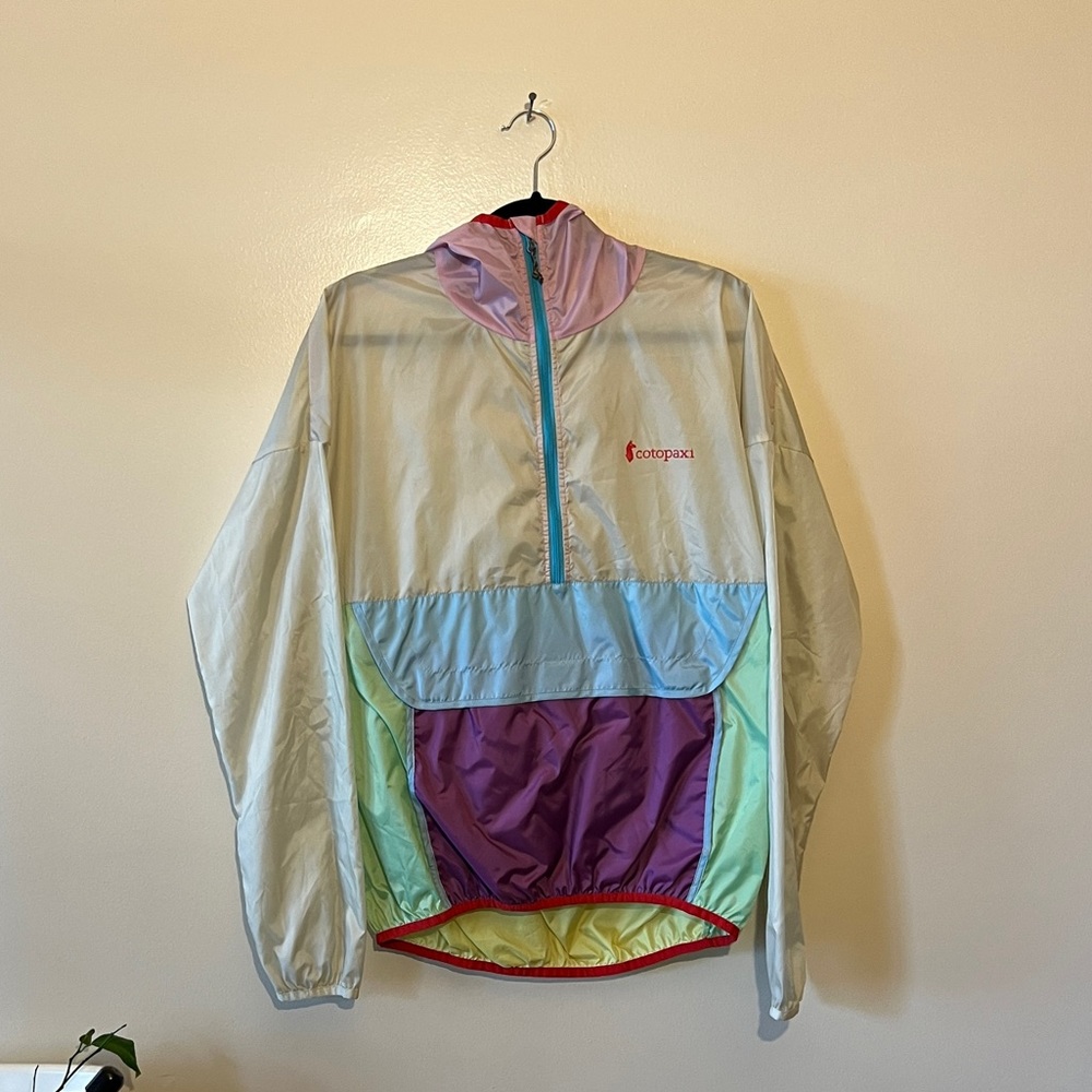 Cotopaxi Teca windbreaker jacket Del Dia pattern.